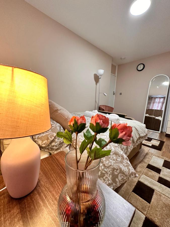 Guest house Canary Wharf Single Double And En-suite *