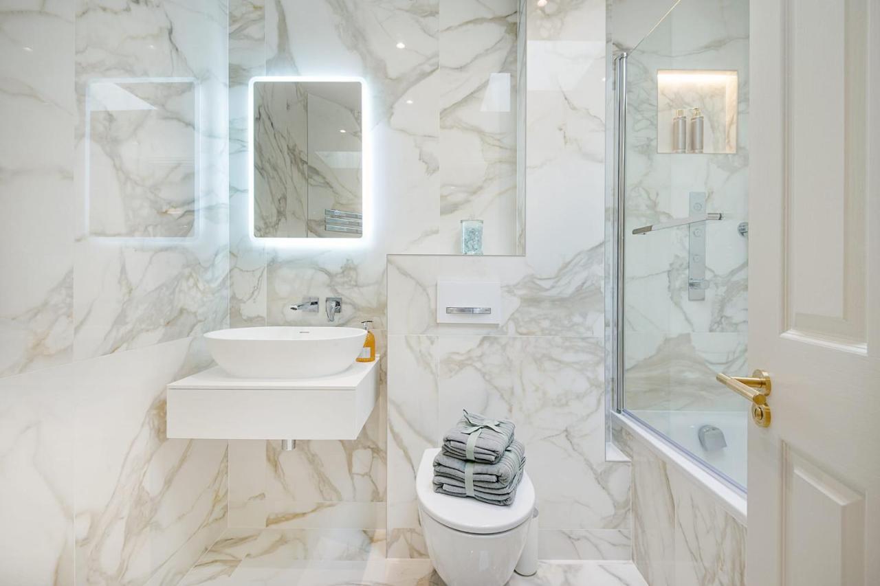 Marble Arch 4-hosted By Sweetstay London