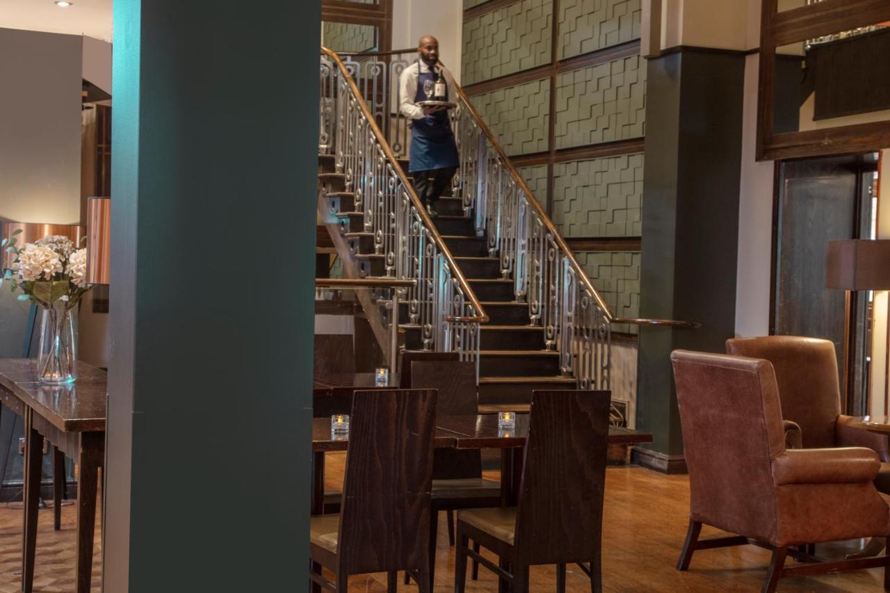 Hotel The Crown London, Worldhotels Distinctive