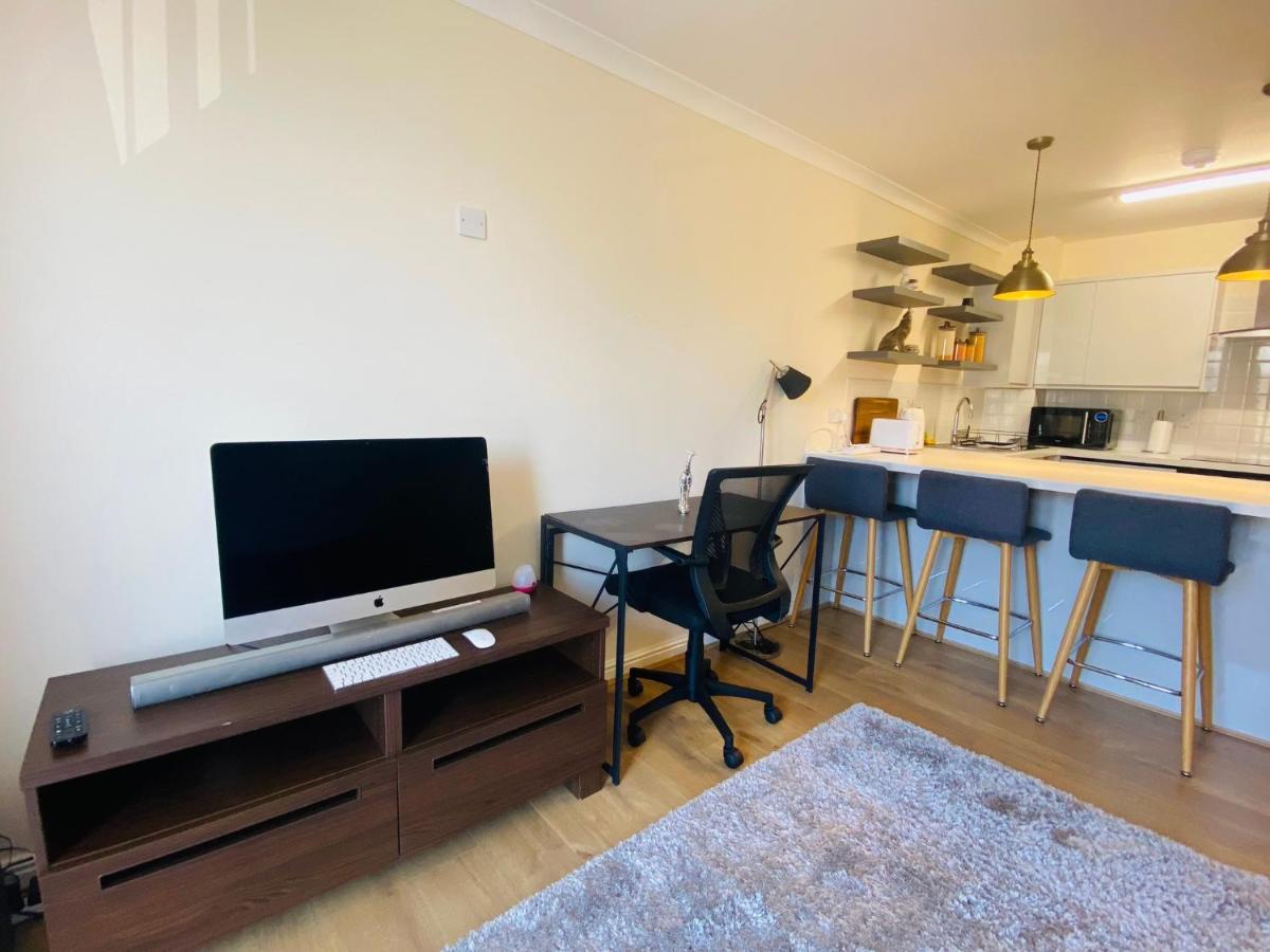 Apartamento Best Deal - 1bed In Canary Wharf With Parking