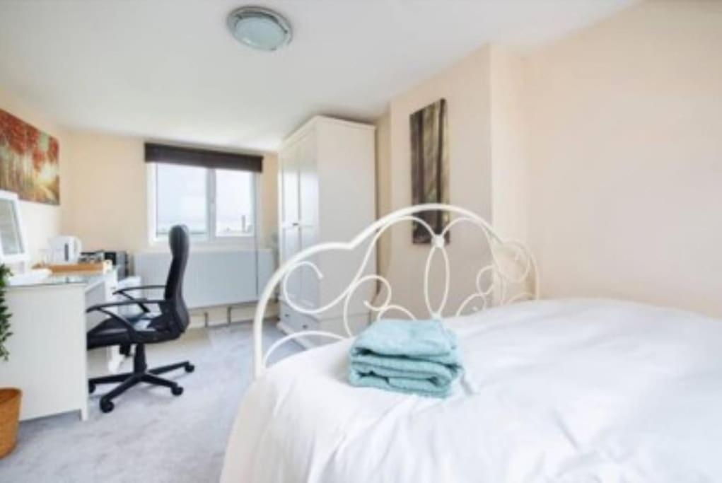 Apartamento Wembley 2 Bed/2 Bath Modern Apt Londres