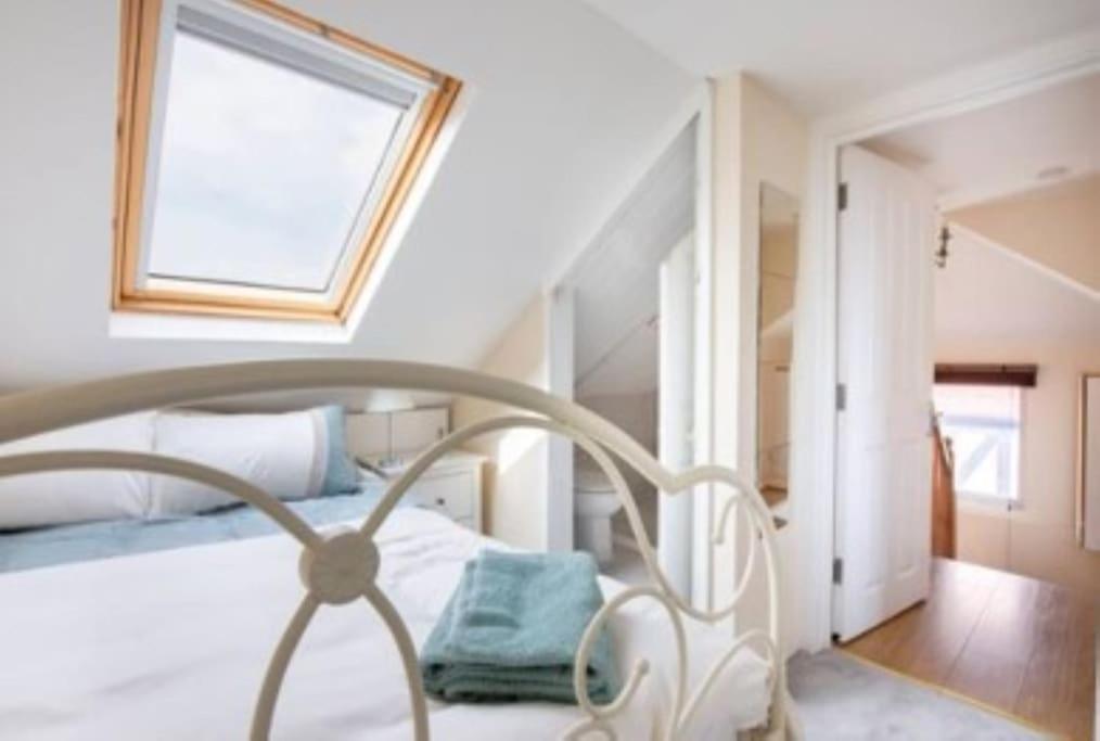 Wembley 2 Bed/2 Bath Modern Apt Apartamento Londres