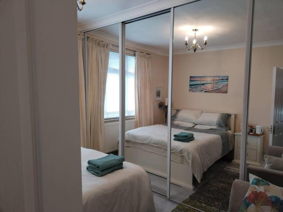 Apartamento Wembley 2 Bed/2 Bath Modern Apt *