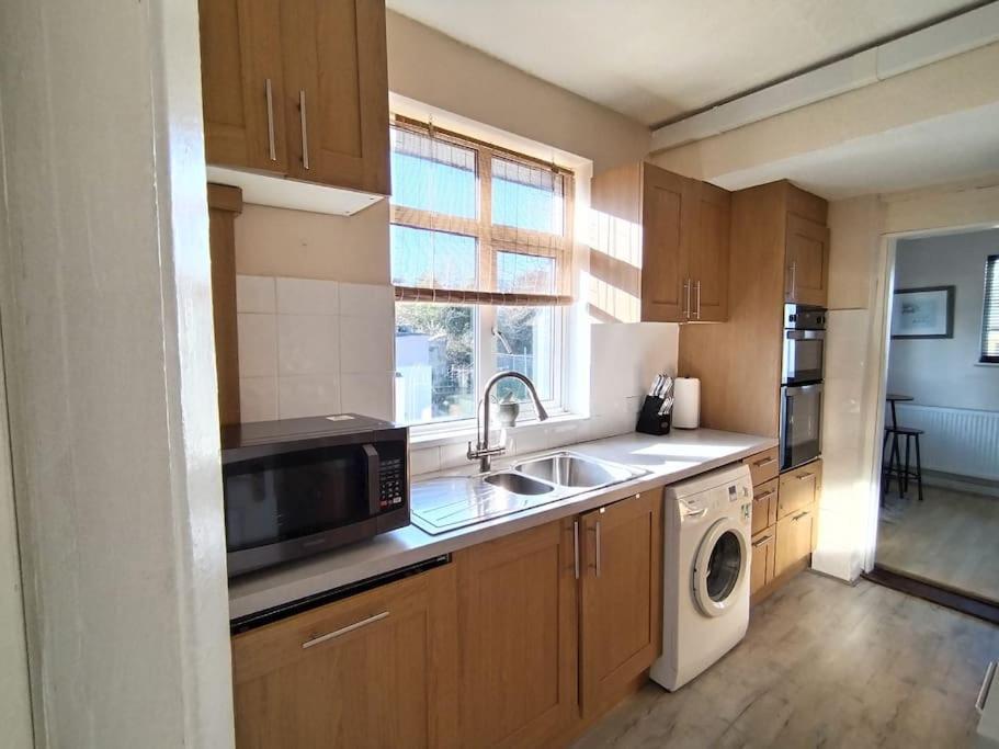 Wembley 2 Bed/2 Bath Modern Apt Londres