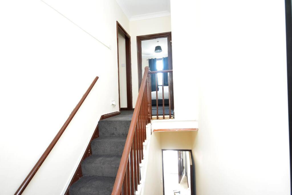 Apartment Lovely 3bedroom *