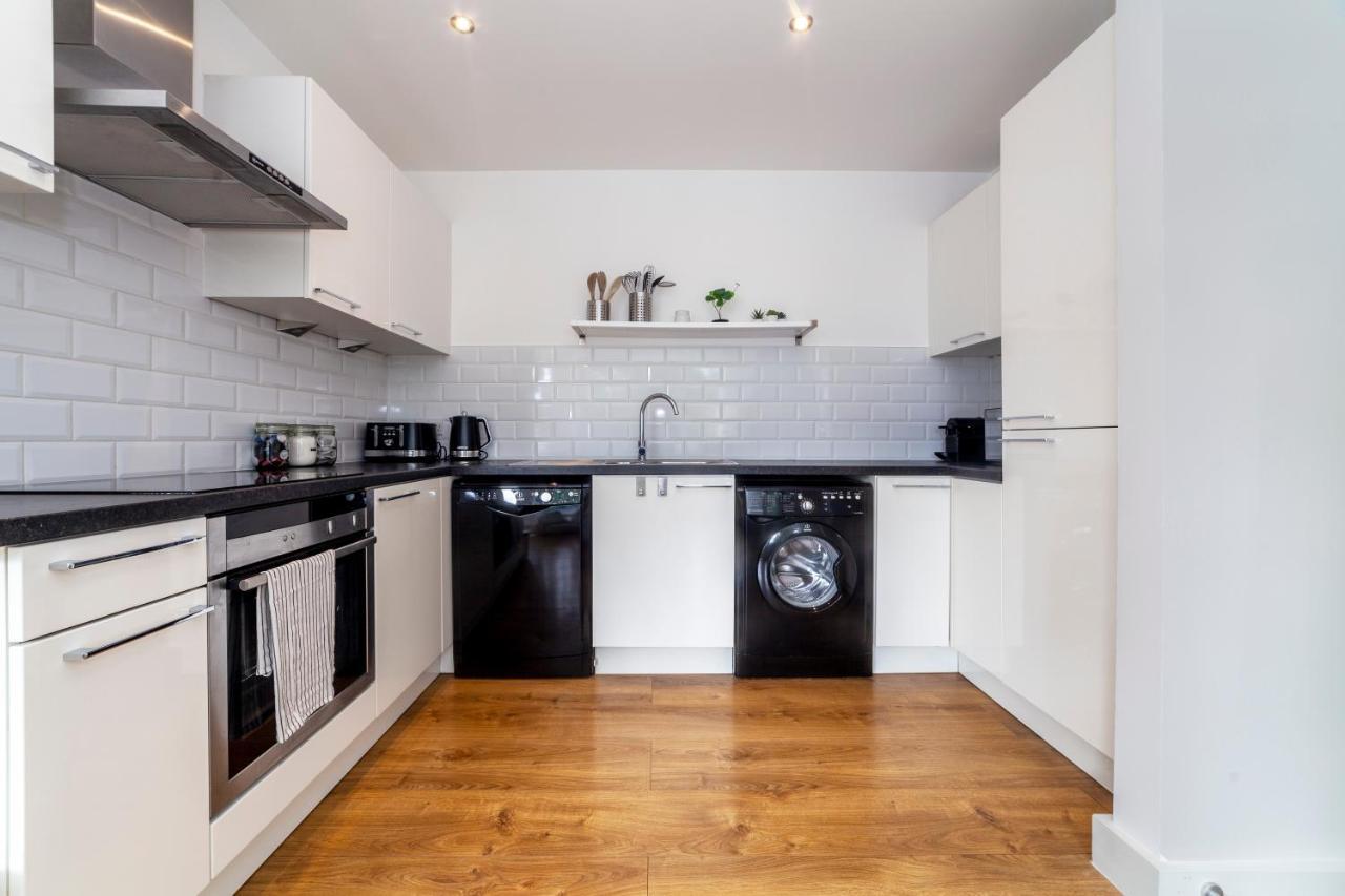 Modern And Bright 2 Bdr Flat In Clapham Common Apartamento