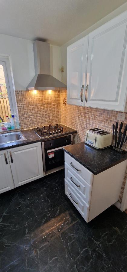 Privat overnatting Cozy Double Bedroom In Zone 1-2 *