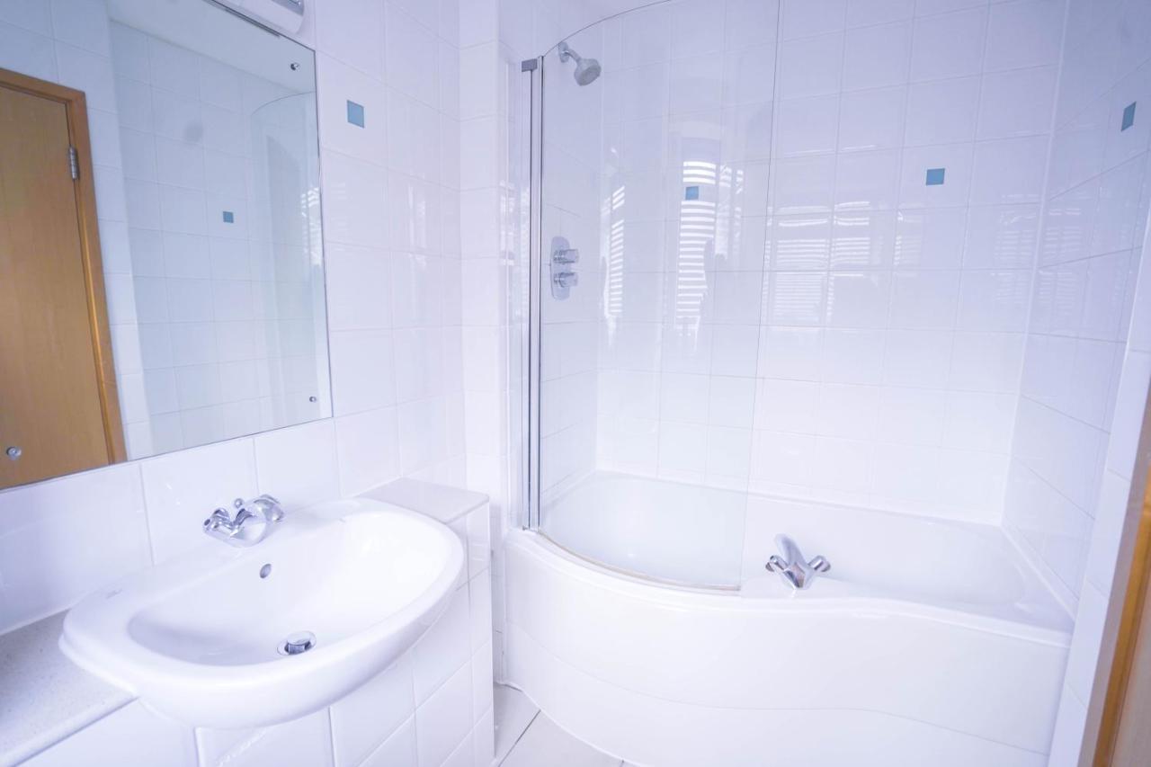 St Christopher's Place Serviced By Globe Apartamento