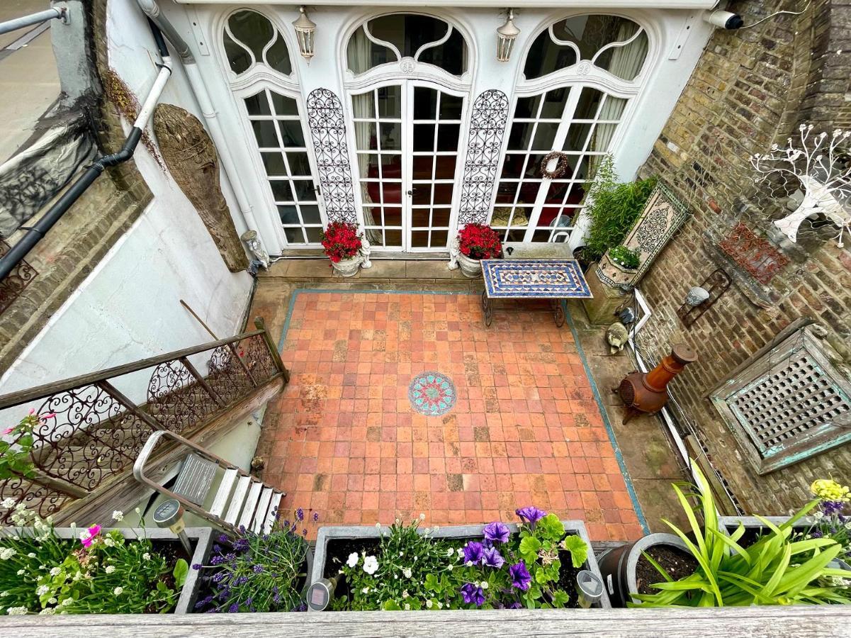 Golborne Road 3 Bedrooms Antique Rooftop Terrace Flat Appartement