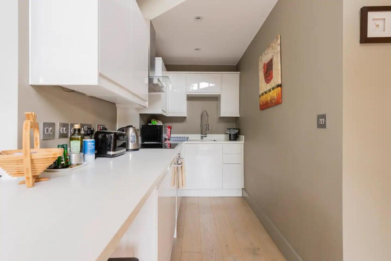 Villaer The House - Crouch End *