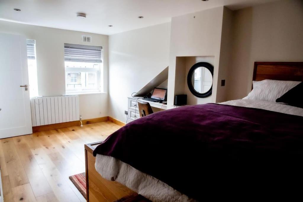 Airy, 3 Bedrooms, Ensuite , Flat Apartamento Londres