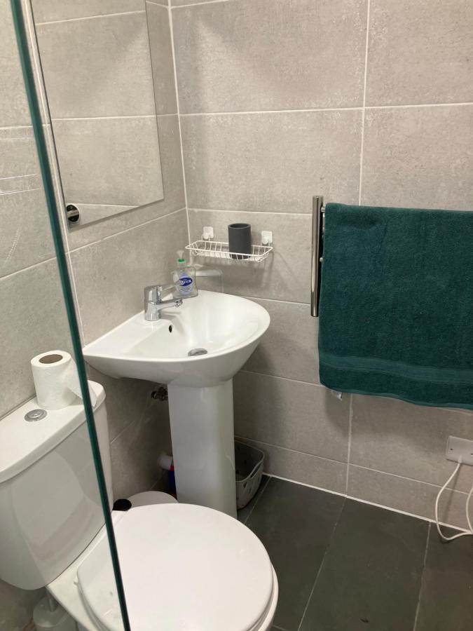 Cosy Self Contained With Private Bathroom 10 Mins To Wembley Stadium Apartment London