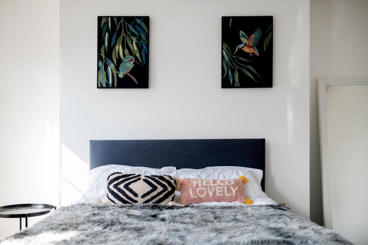 Apartment Bright & Spacious 2-Bed, 2-Bath In The Heart Of Central London - Whole Apartment *