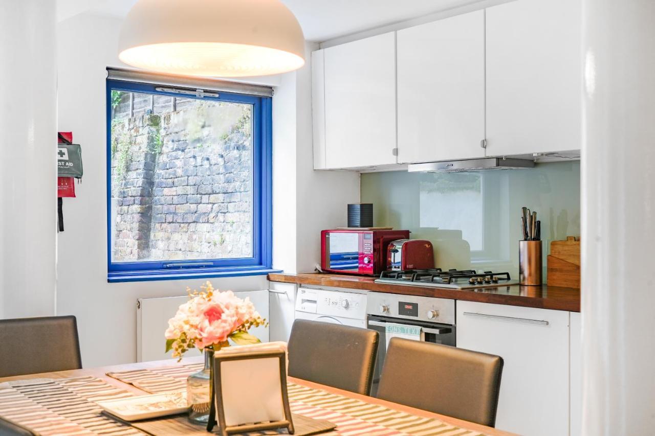 Spacious 2 Bedroom In Camden Apartment