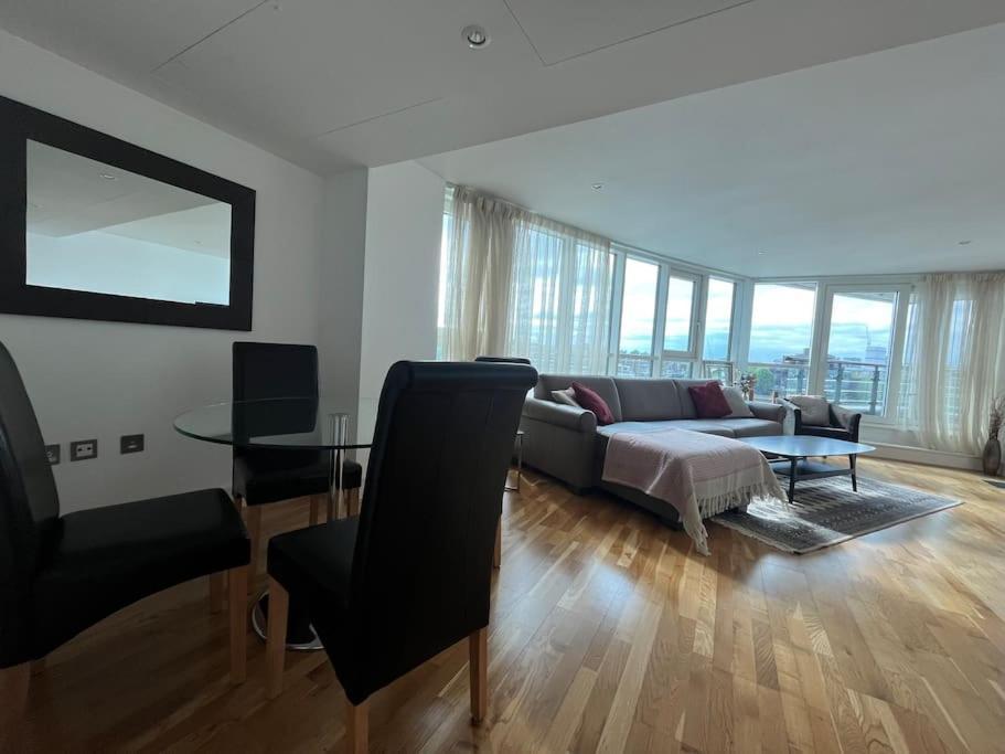 River View Apartment