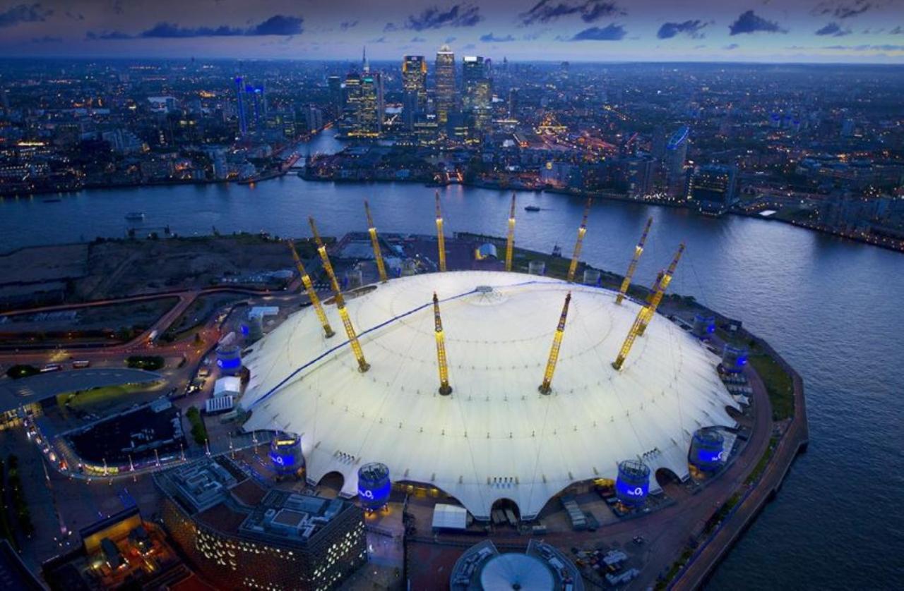 Excel Side Leilighet London