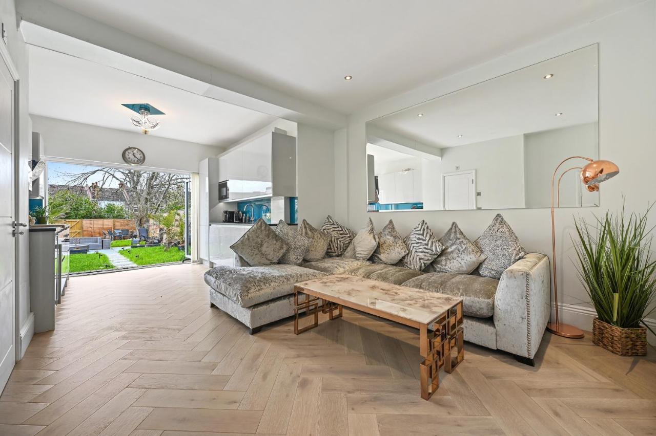 Сasa de vacaciones Wembley Luxury Residence- Opulence House *