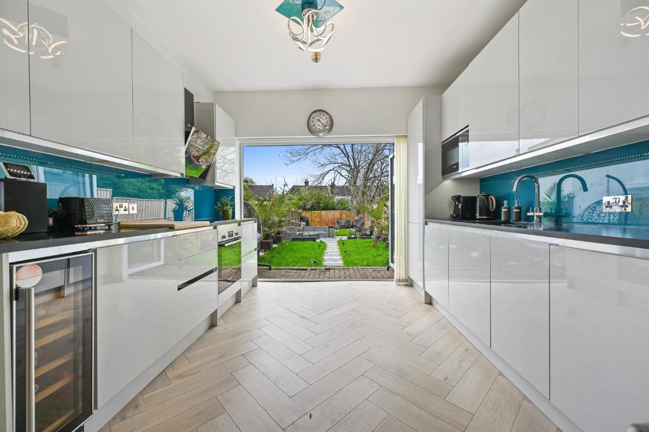 Сasa de vacaciones Wembley Luxury Residence- Opulence House