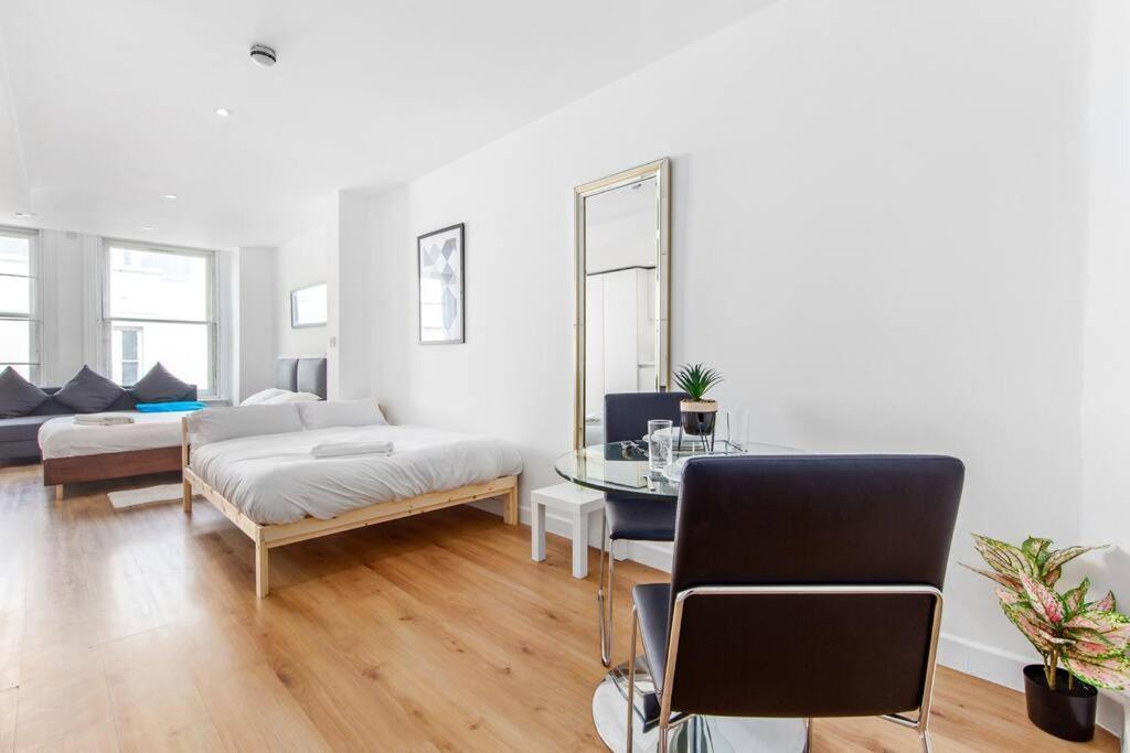 Stylish Sleep6 Flat At Iconic Piccadilly Circusvr6 * London