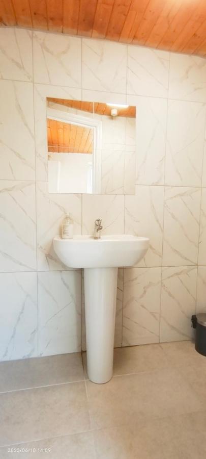 Vakantiehuis Pearl Garden In Wembley *