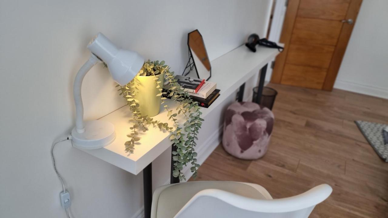 Apartment Woodside Gardens Luxury Near Alexandra Palace, Tottenham Stadium & Drumsheds