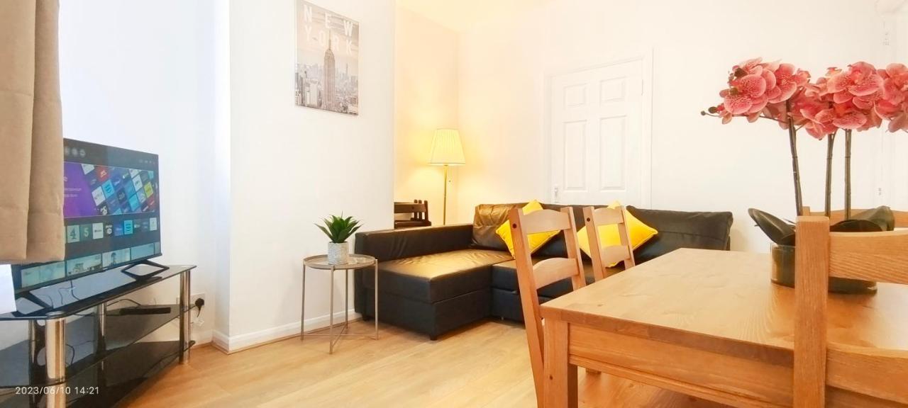 Vakantiehuis Pearl Garden In Wembley