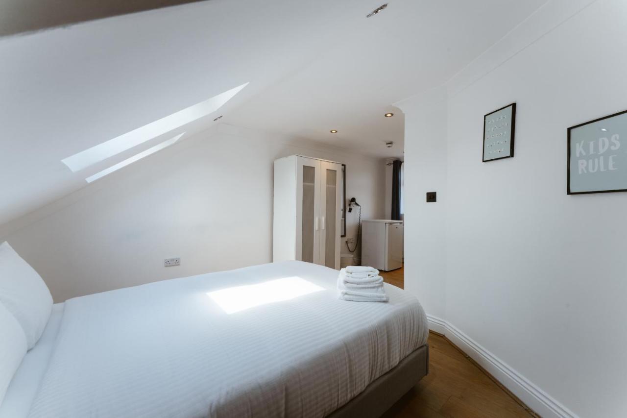 Plaistow Cosy Double - 8 London