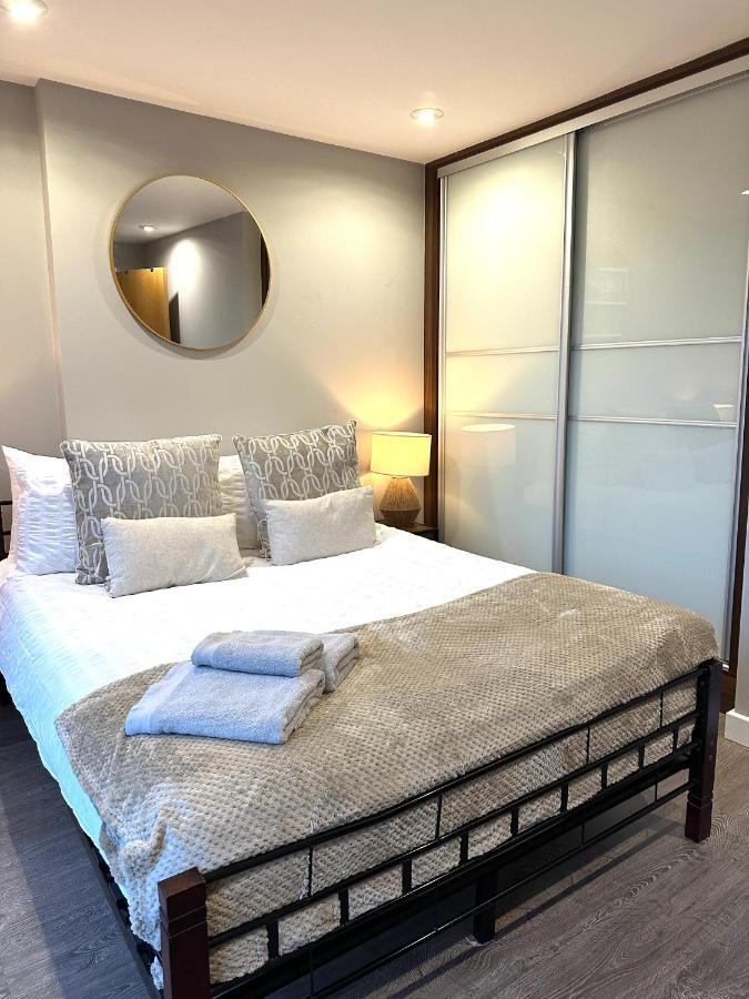 Modern 3 Bed Flat With Private Terrace In Shoreditch Appartement *
