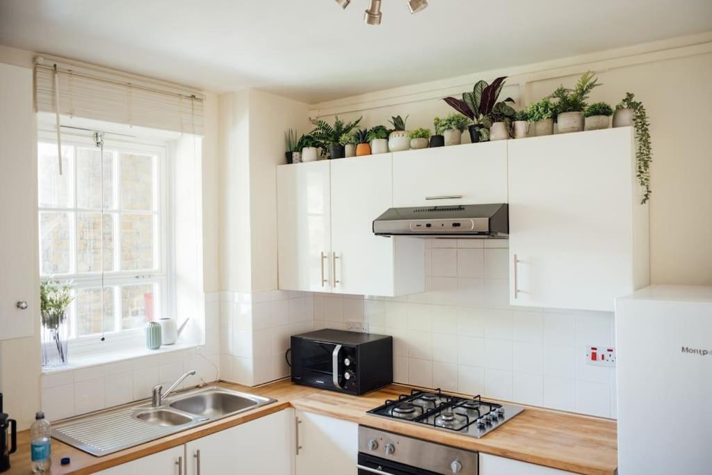 Charming 2 Bedroom Flat In The Heart Of Kings Cross, Apartamento *