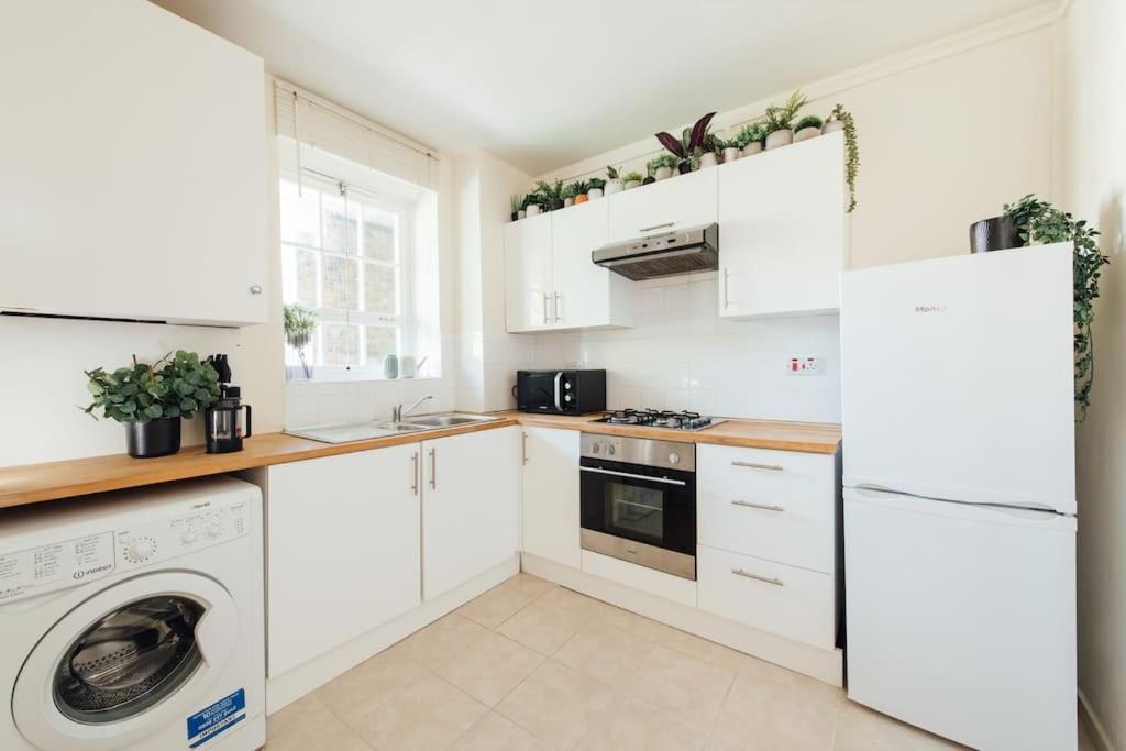 Charming 2 Bedroom Flat In The Heart Of Kings Cross, Apartamento