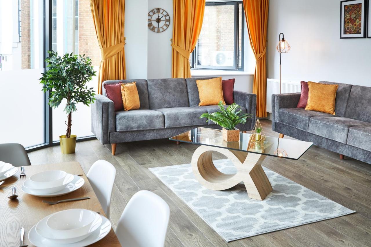 Apartment Theory Luxurious London