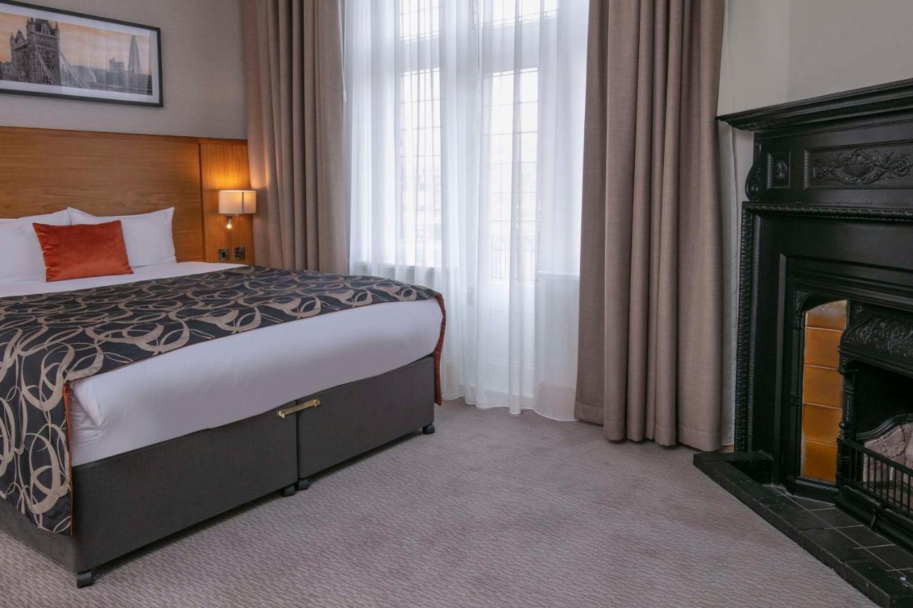 The Crown London, Worldhotels Distinctive Hotel 4*
