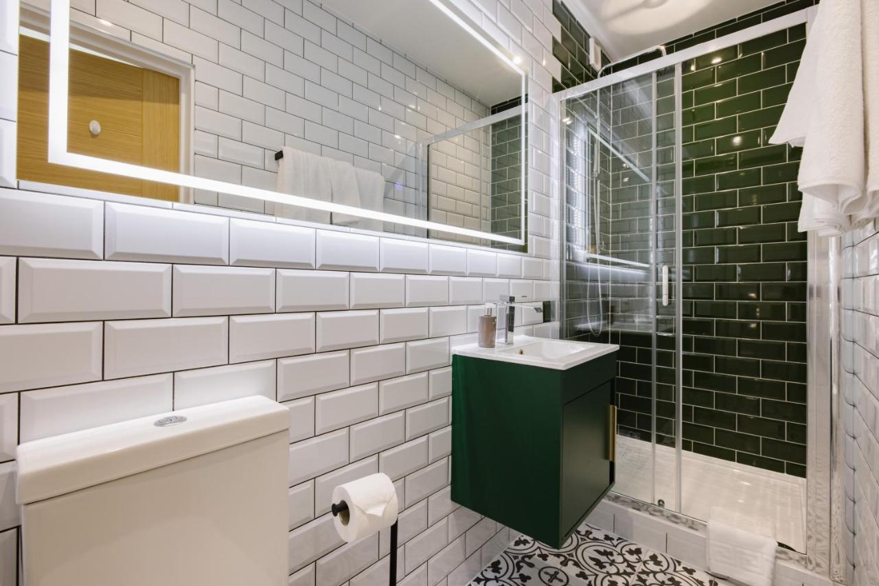 The York Apartment *