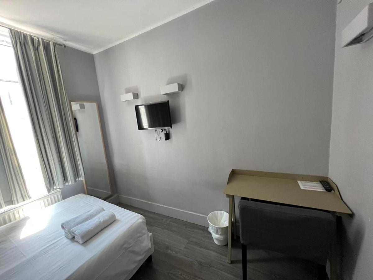 Petticoat Apartahotel Londres