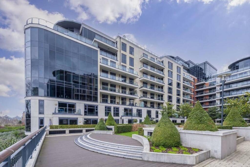 Newly Furbished Chelsea Flat Next To Thames Apartment London
