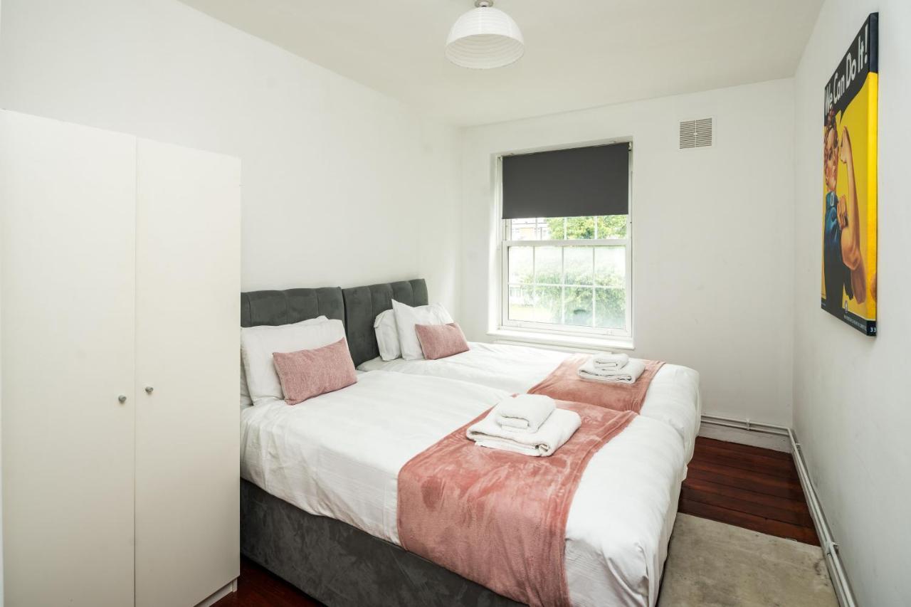 Leilighet Cosy 3bd For 6 / 6 Beds London