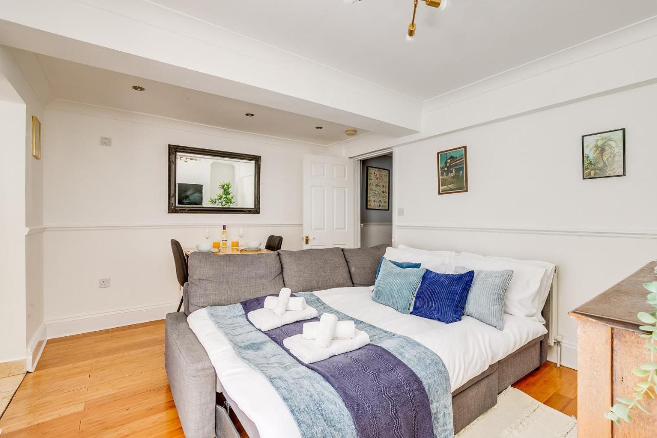 Luxury 1 Bed In East Appartement Londen