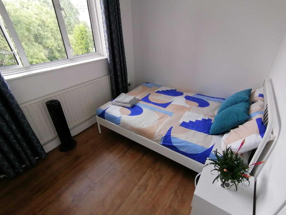 White Apartment, Your *