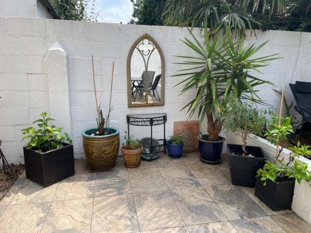 Joivy Cozy 1 Bed Flat With Garden In North Kensington Apartment *