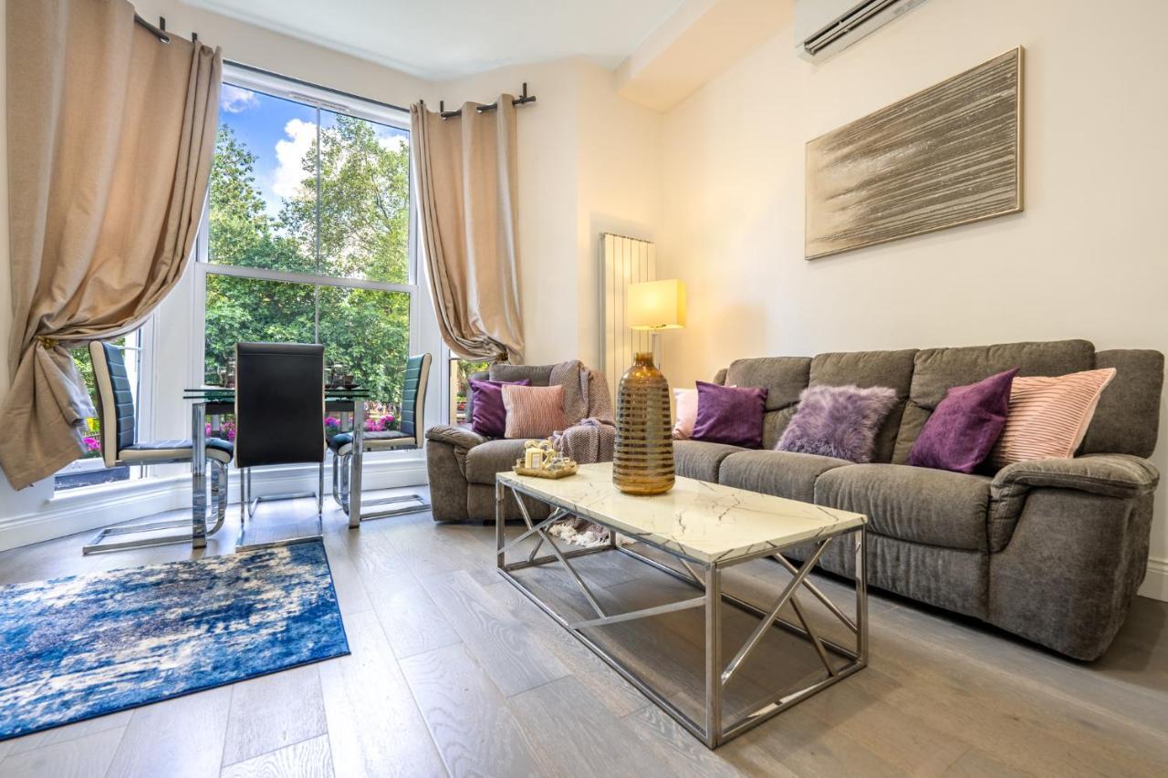 Modern 3 And 2 Bedroom Flat In Central With Installed Ac London