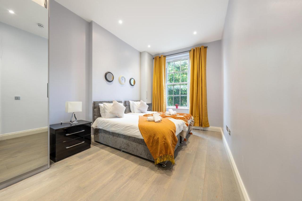 Modern 3 And 2 Bedroom Flat In Central With Installed Ac Apartment *