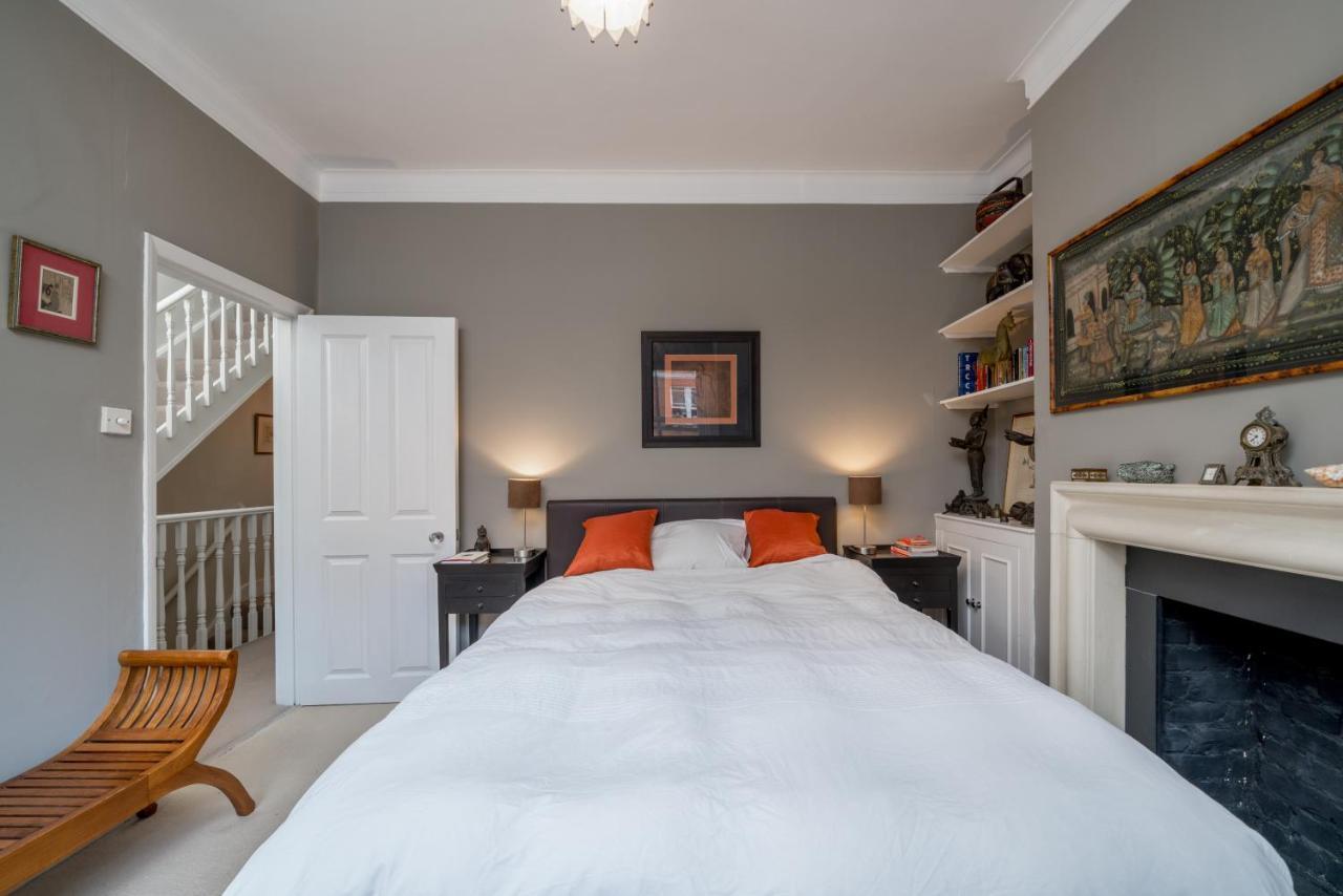Modern Near Battersea Park * Londen