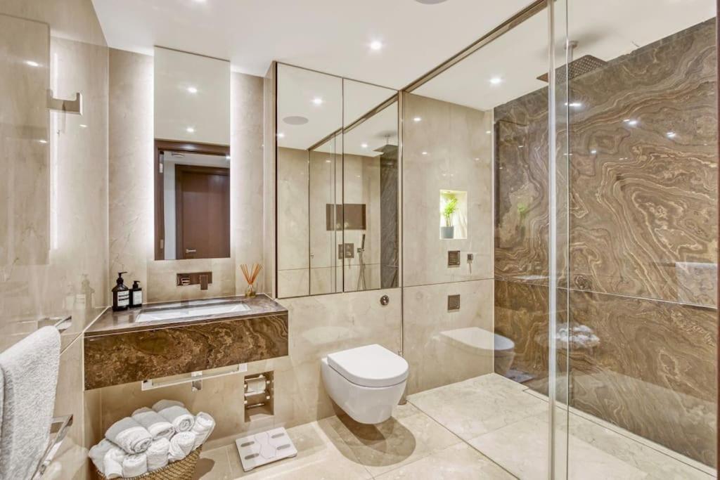 Canal Side Luxury 1 Bed Chelsea * London