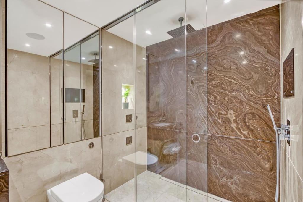 Canal Side Luxury 1 Bed Chelsea