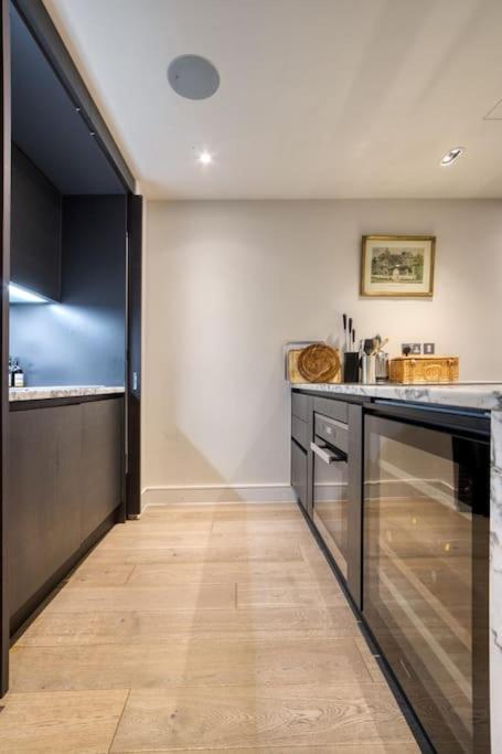 Canal Side Luxury 1 Bed Chelsea *