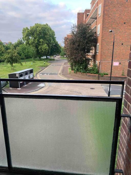 Apartamento Entire 2 Bedroom Londres