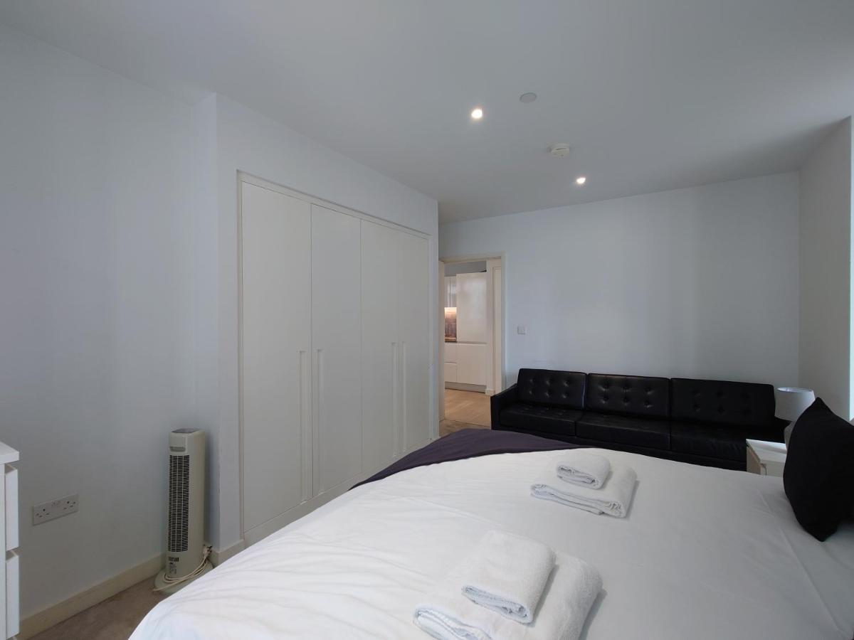 Leilighet Fully Serviced One Bed In Royal Wharf *