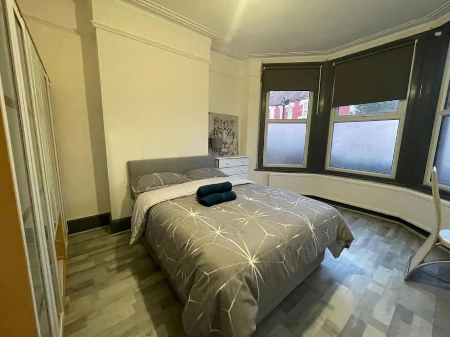 Leilighet Ground Floor 2 Bed Flat With Garden North London