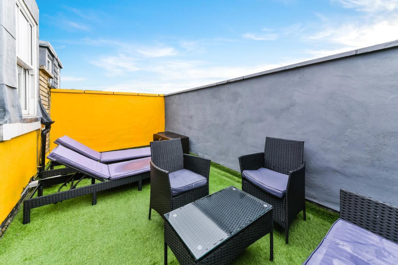 Chapel Market, Studio In Angel- Sleeps Upto 3 *