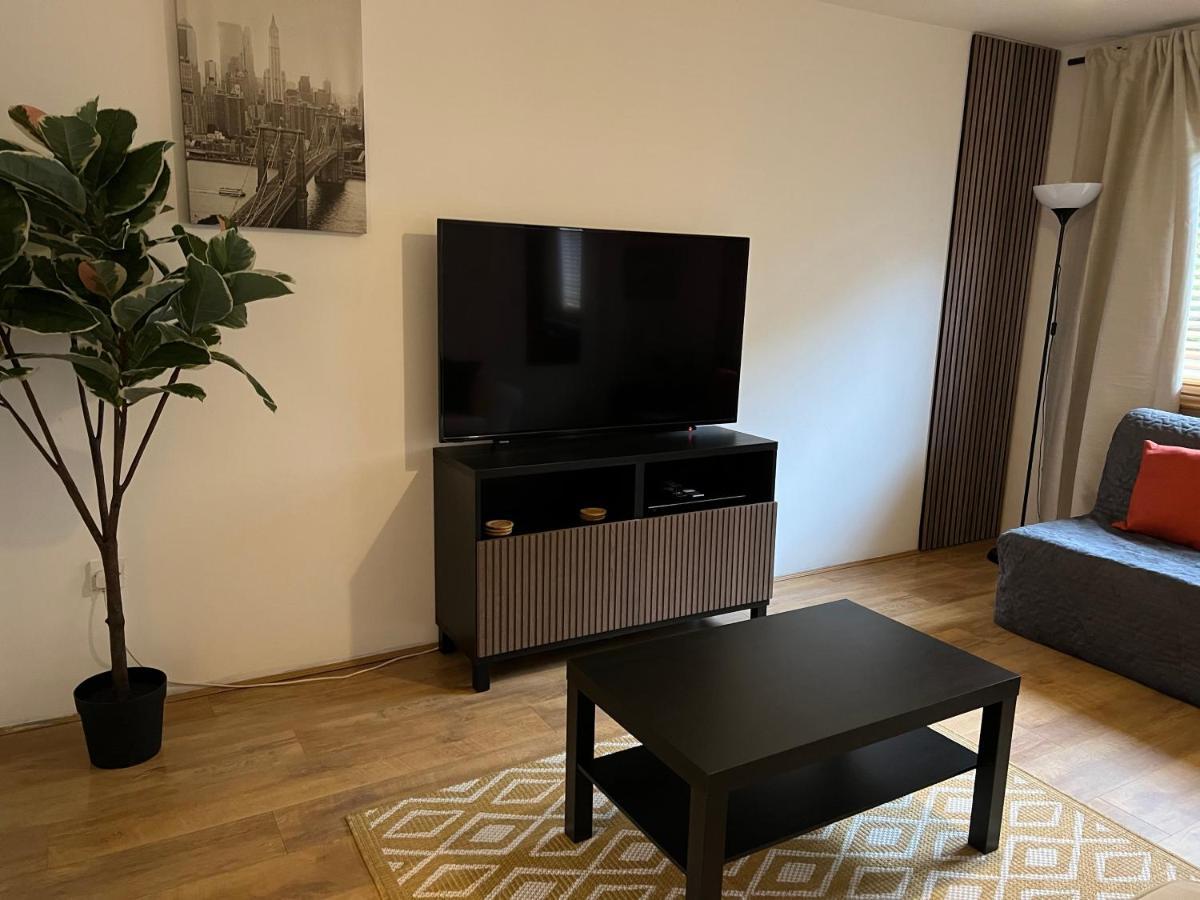 3 Bedroom Town House In Muswell Hill *
